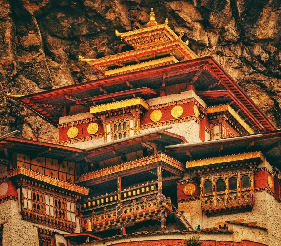 Bhutan Travel Guide - Jay Wanders