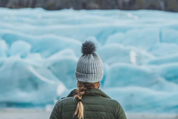 Travel Iceland Solo - Jay Wanders