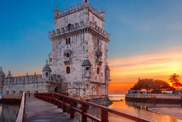 Solo Travel Portugal Solo Travel Portugal - Jay Wanders