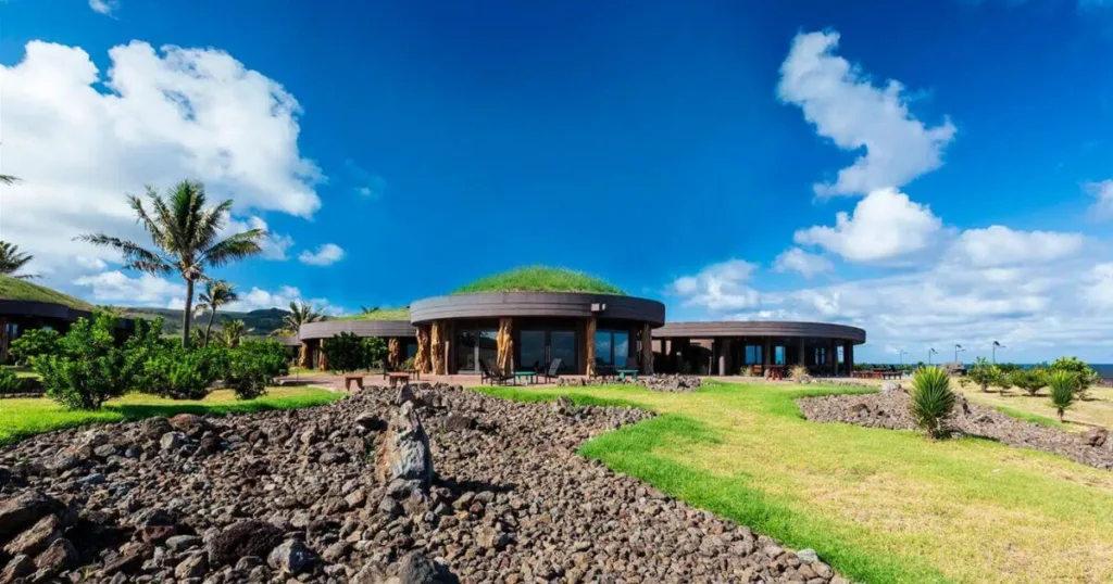 boutique hotels located in easter island - Jay Wanders