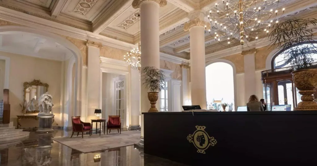 popular luxury hotels in palermo with free wifi - Jay Wanders